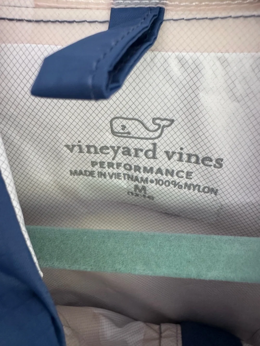 Vineyard Vines Blue Performance Hooded Jacket Size Medium 12-14
